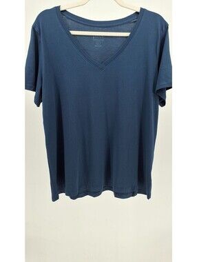 Pact Women’s Softspun Organic Cotton V-Neck T-Shirt in Blue